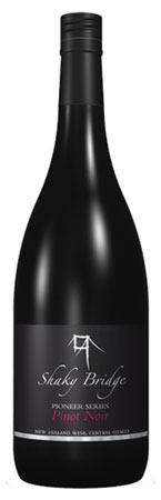 Shaky Bridge 'Artisan' Pinot Noir 2022 per 6 pack)